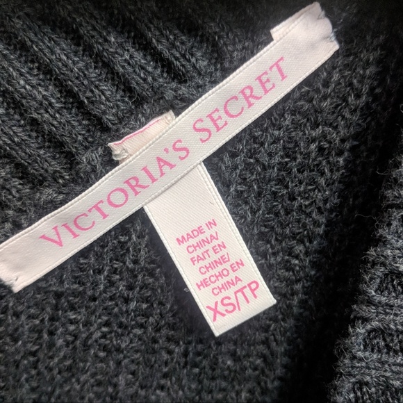 Victoria Secret Knit Sweater Size XS - Picture 5 of 6